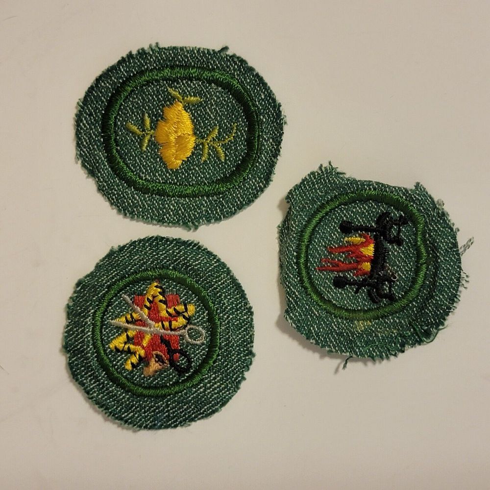 Vintage Girl Scouts Lot Of‎ 3 Patches Badges Seamstress / My Home / Buttercup